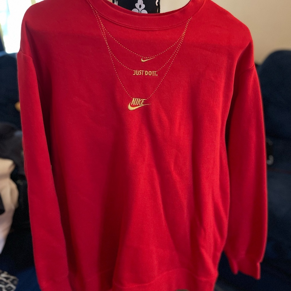 Nike red crew neck sweatshirt ( new w/o tags)